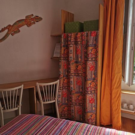 Logis Des Douves Bed & Breakfast Tiffauges Exterior photo