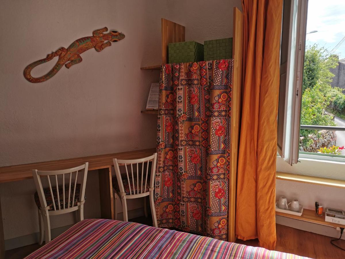 Logis Des Douves Bed & Breakfast Tiffauges Exterior photo